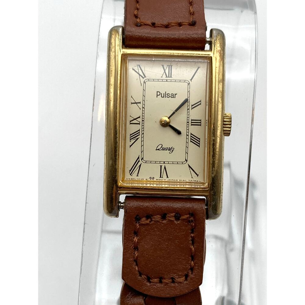 Vintage Pulsar V230-5580 Women's Dress Tank Watch 17mm - New Battery -Adjustable